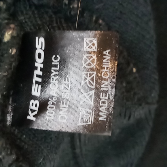 Camo Gorilla Knit Beanie w/Pom Pom - Men's or Women's -One Size- KB Ethos - Picture 3 of 8